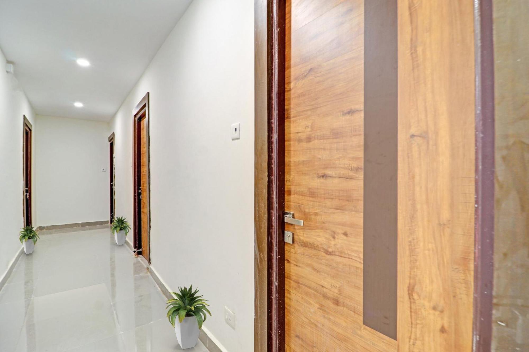 Hotel O Night Eye Hyderabad Exterior photo